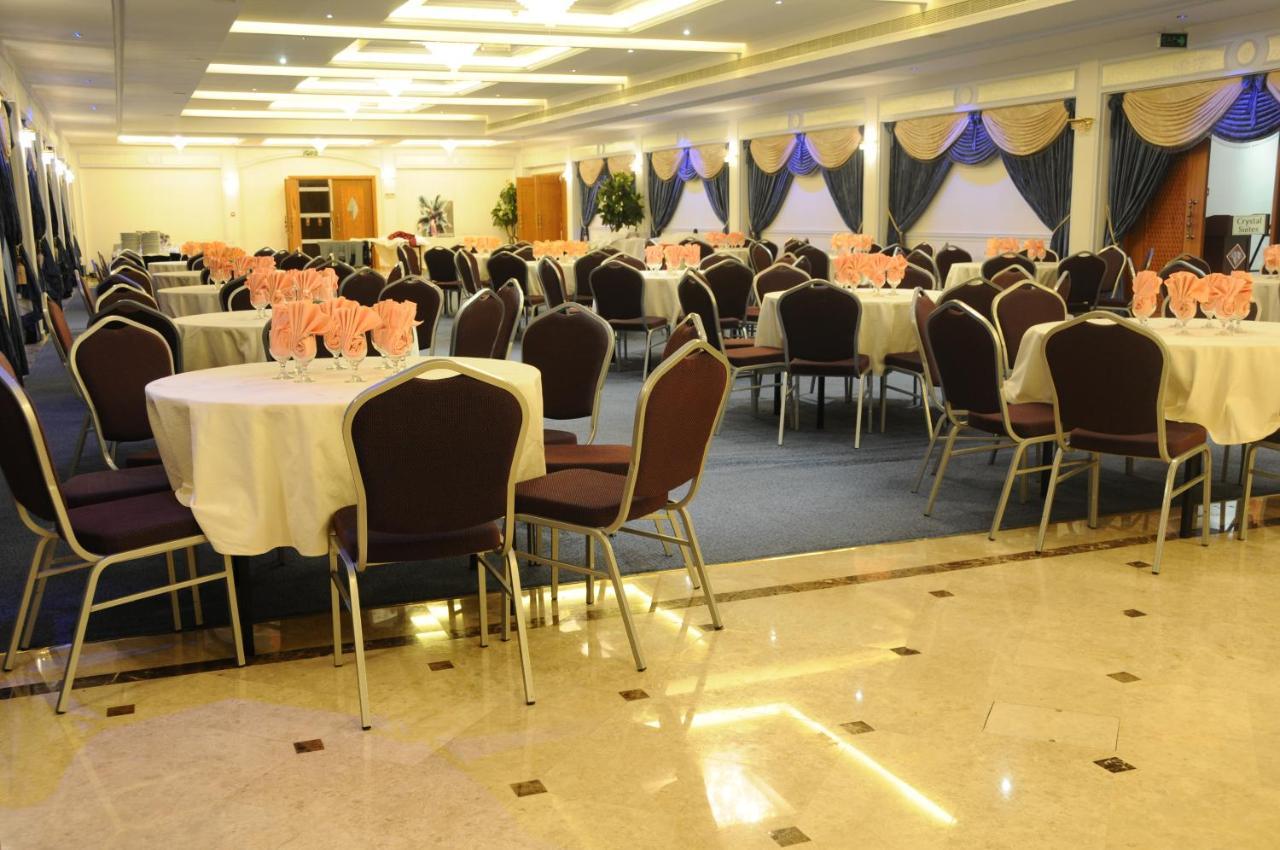 Johny International Hotel Mascate Esterno foto