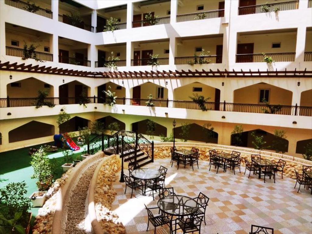 Johny International Hotel Mascate Esterno foto